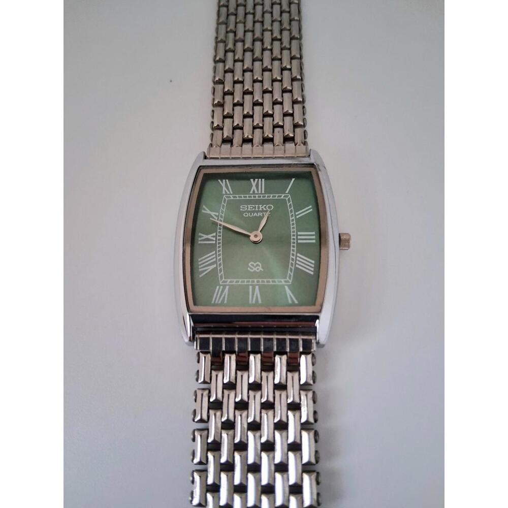 💁🏽♂️ Men's Vintage Seiko Barrel/Tonneau Stainless Steel Tank RARE - Picture 6 of 7